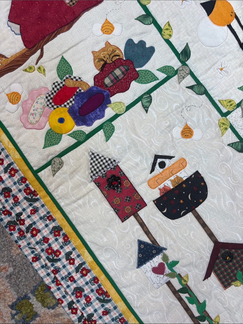 Handmade Folk Art Appliqué Quilt Wall Hanging | Signed 1999 | 30” x 40” - Picture 3 of 12